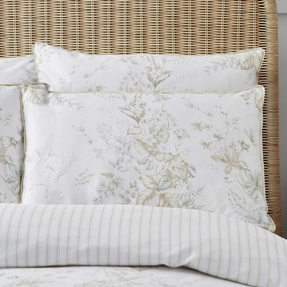 Promo ๐ Dorma Dorma Coleton Natural Floral 100% Cotton Reversible Duvet Cover and Pillowcase Set ๐ 3 Promo ๐ Dorma Dorma Coleton Natural Floral 100% Cotton Reversible Duvet Cover and Pillowcase Set ๐ - Image 3